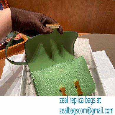 Hermes Constance 18 in original Epsom Leather vert criquet with gold Hardware