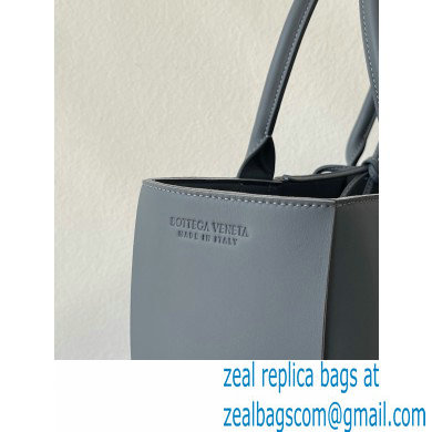 Bottega Veneta Medium intreccio leather arco tote bag 07 - Click Image to Close