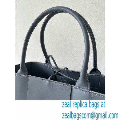 Bottega Veneta Medium intreccio leather arco tote bag 07 - Click Image to Close