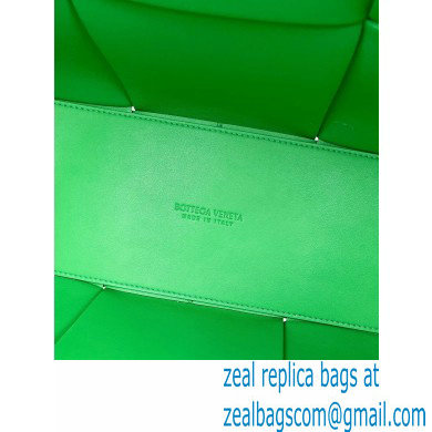 Bottega Veneta Medium intreccio leather arco tote bag 11 - Click Image to Close