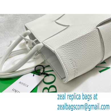 Bottega Veneta Medium intreccio leather arco tote bag 14 - Click Image to Close