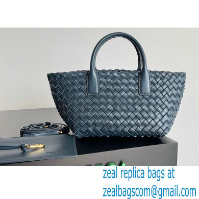 Bottega Veneta Mini cabat intreccio leather tote bag with detachable strap 06 - Click Image to Close