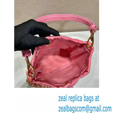 Prada Re-Edition 1995 Chaine Re-Nylon shoulder bag 1BH038 Pink 2023