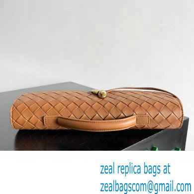 Bottega Veneta Long Clutch Andiamo With Handle Intrecciato leather bag Cognac with metallic knot closure 2024