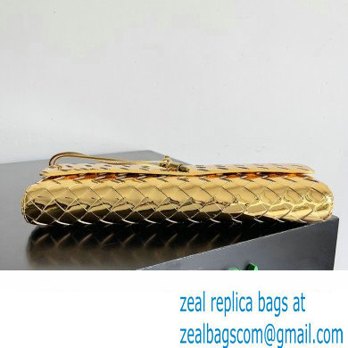 Bottega Veneta Long Clutch Andiamo With Handle Intrecciato leather bag Gold with metallic knot closure 2024