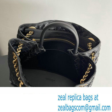 Bottega Veneta Medium Andiamo Intrecciato leather top handle Bag Black With Chain 2024