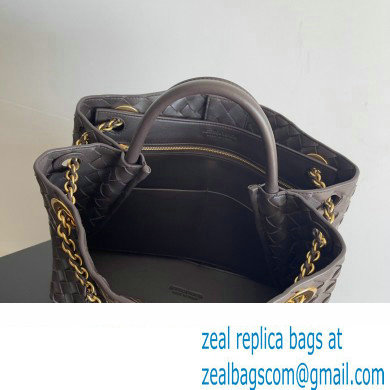 Bottega Veneta Medium Andiamo Intrecciato leather top handle Bag FONDANT With Chain 2024