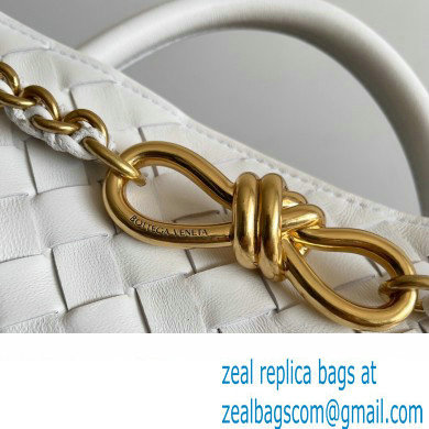 Bottega Veneta Small Andiamo Intrecciato leather top handle Bag White With Chain 2024