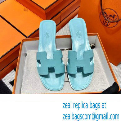 Hermes Oran Flat slippers in swift leather bleu cameo