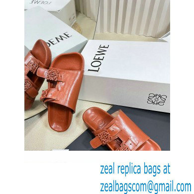 Loewe Ease Women/Men slides in goatskin Tan 2024