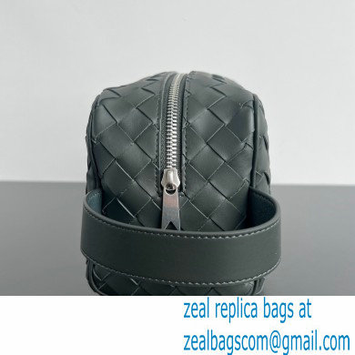 Bottega Veneta Intrecciato Travel Pouch dark green 2024