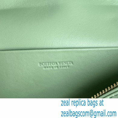 Bottega Veneta Intrecciato leather BANG BANG vanity case FRESH MINT 2024