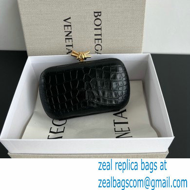 Bottega Veneta crocodile pattern Knot Minaudiere clutch Bag black 2024