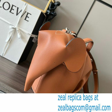 LOEWE Large Elephant bag in classic calfskin Tan 2024