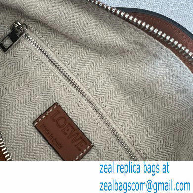 LOEWE Large Elephant bag in classic calfskin Tan 2024