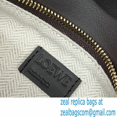 LOEWE Small Puzzle bag in classic calfskin Chocolate/Burgundy 2024