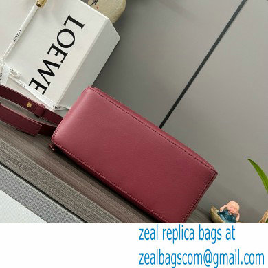 LOEWE Small Puzzle bag in in classic calfskin burgundy 2024