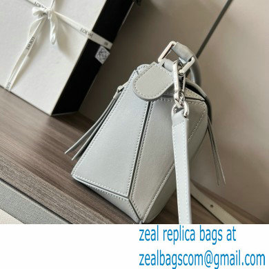 LOEWE Small Puzzle bag in in classic calfskin gray 2024