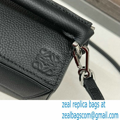 Loewe Mini Puzzle bag in classic calfskin black 2024