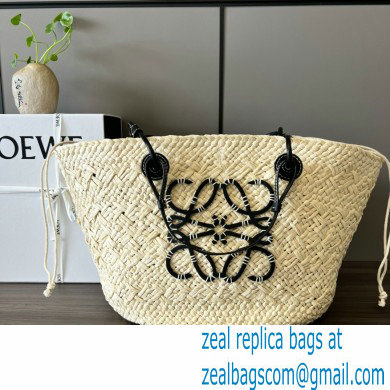 Loewe Small Anagram Basket bag in iraca palm and calfskin Natural/Black 2024