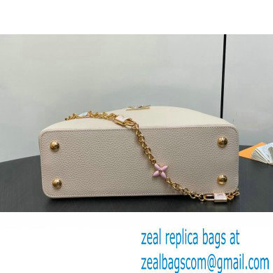 Louis Vuitton Lovelock chain Taurillon leather Capucines MM Bag Creamy 2024