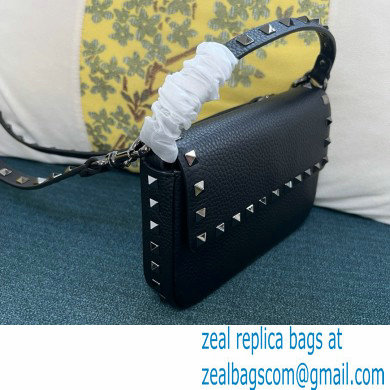 VALENTINO ROCKSTUD GRAINY CALFSKIN POUCH SO BLACK 2024 - Click Image to Close