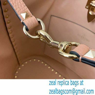 Valentino Garavani Rockstud Leather Tote PINK 2024