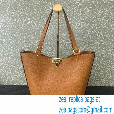 Valentino Garavani Rockstud Leather Tote TAN 2024