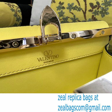 Valentino Rockstud Clutch Bag In Calfskin Yellow 2024