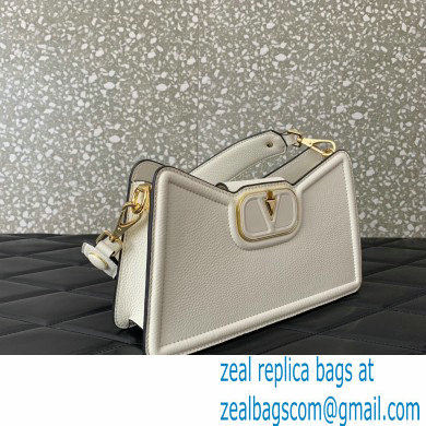 Valentino VLogo Leather shoulder bag in grainy calfskin White 2024