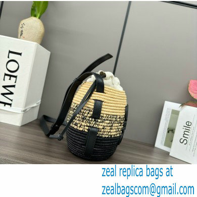 loewe Beehive Basket bag in raffia and calfskin Natural/black 2024