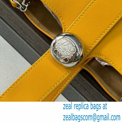 loewe mini Pebble Bucket bag in mellow calfskin Sunflower 2024