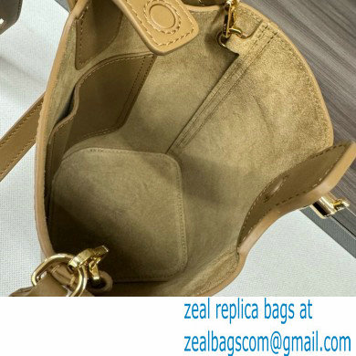 loewe mini Pebble Bucket bag in mellow calfskin sand 2024